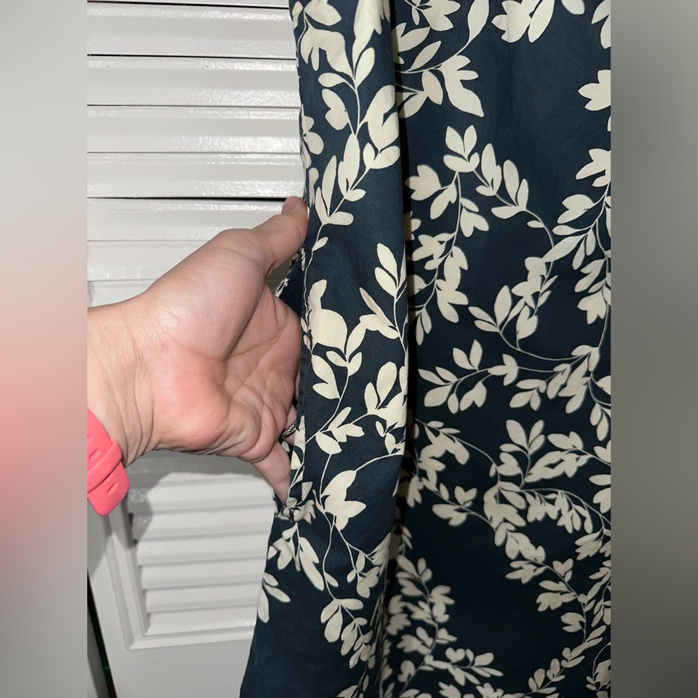 Garnet Hill Navy and White Floral Mini Dress - Picture 5 of 11